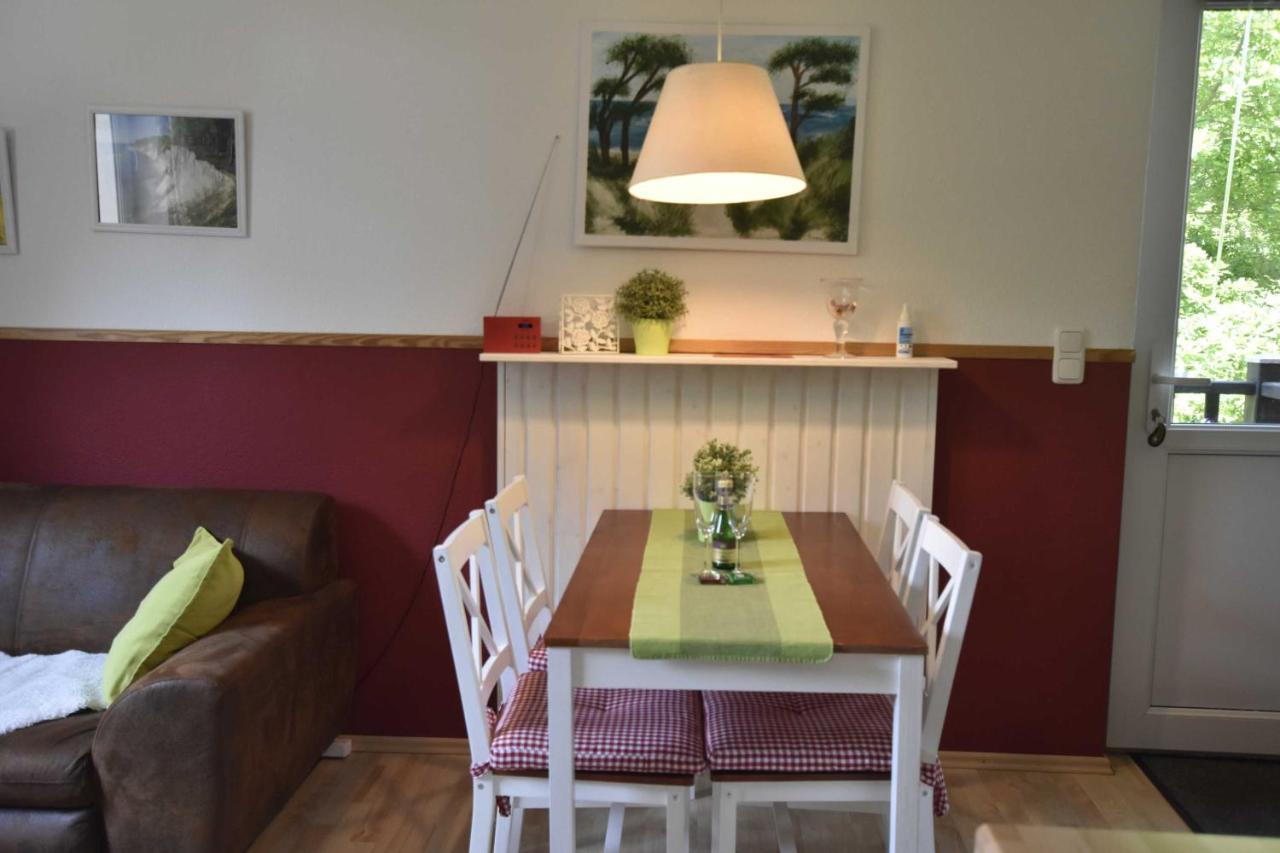 Ferienwohnung Og Im Roten Haus Am Ostsee Radweg Ovs 103 Blowatz Exterior photo